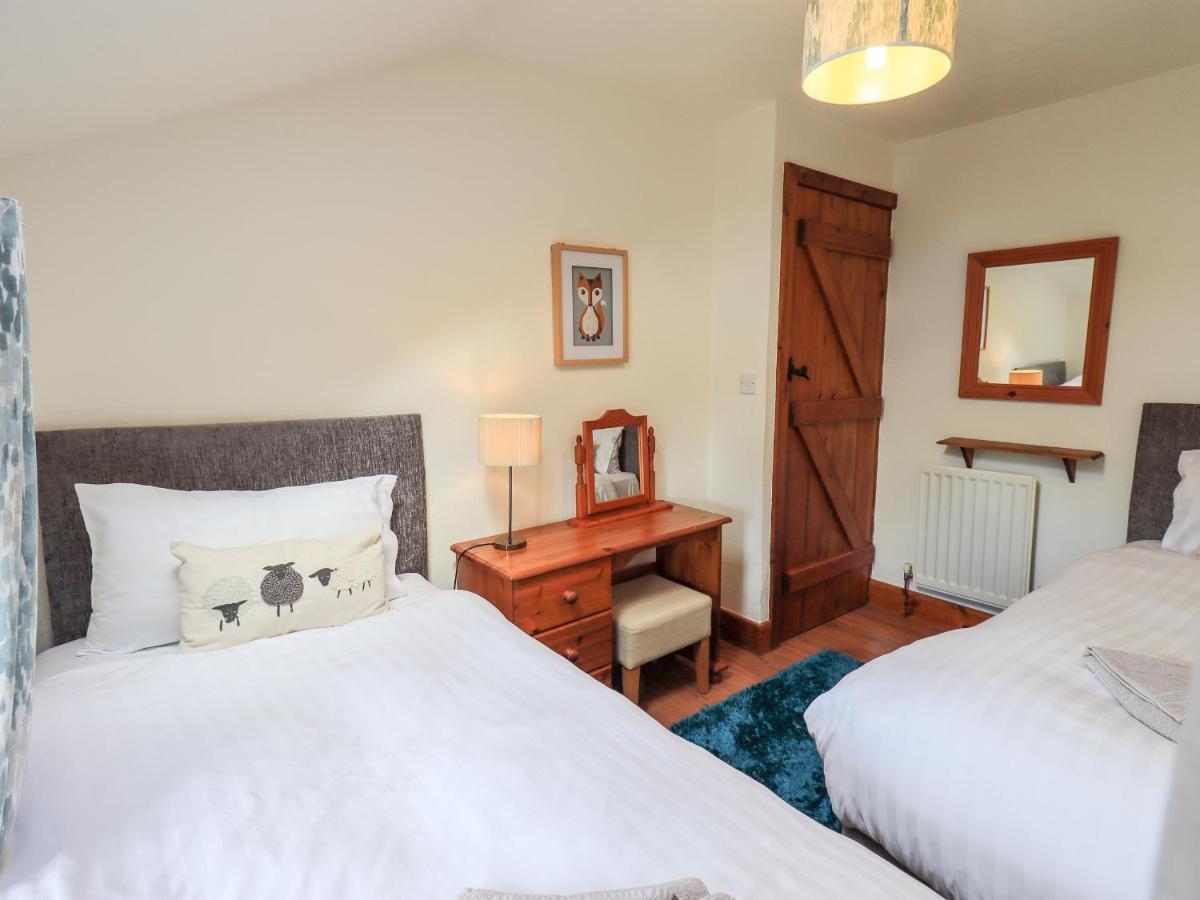 Gowan Cottage Стейвли Экстерьер фото